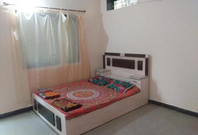 Семейный Номер, Sai Sneh Holidays Cottage