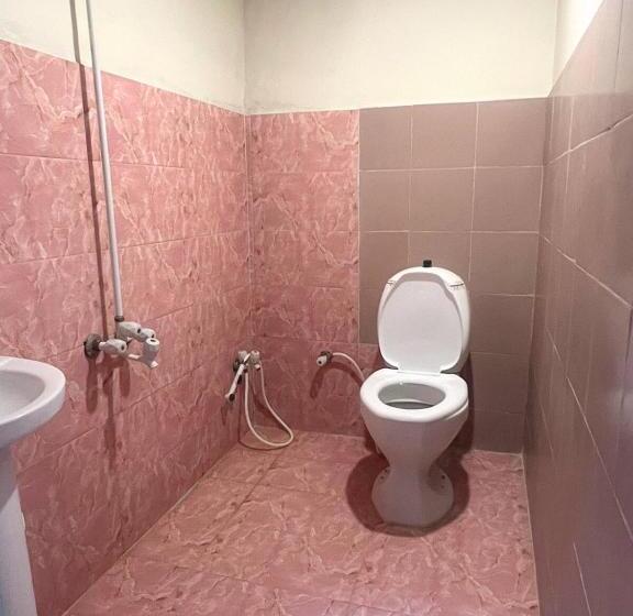 Economy Triple Room, The Value Guest House Near Airport
