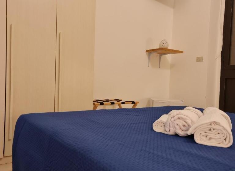 اتاق خانوادگی, B&b L  Oasi