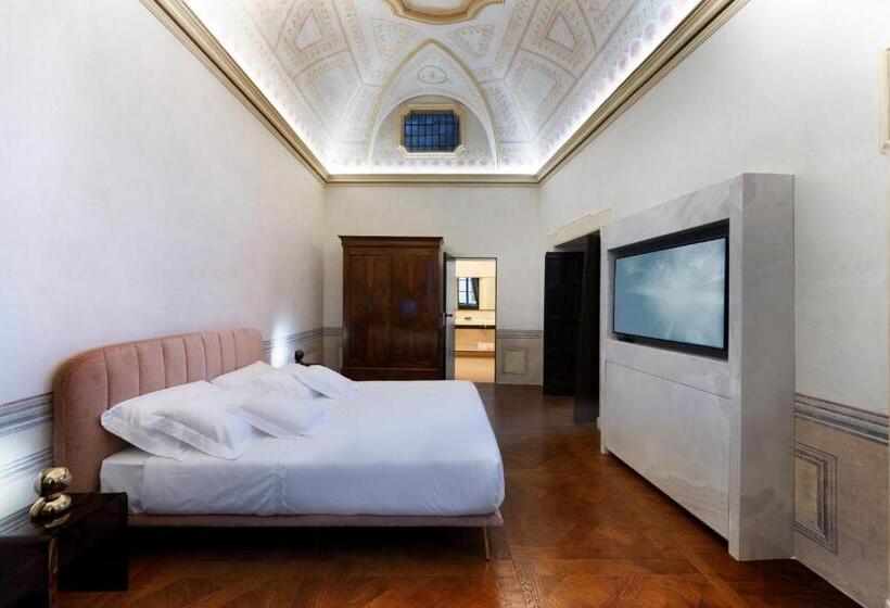Люкс Повышенной Комфортности, Palazzo Giusti Suites And Spa