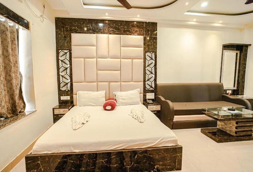 Номер Deluxe с Балконом, Bombay Beach Resort