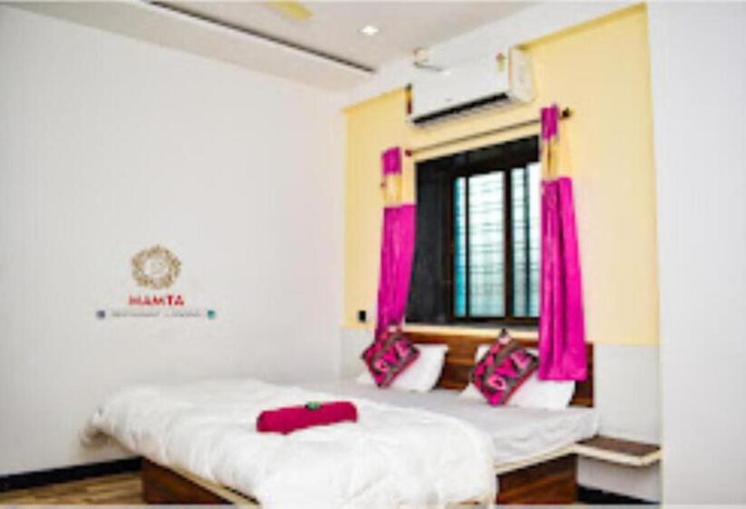 Номер Deluxe, Mamta And Lodging, Shani Shingnapur