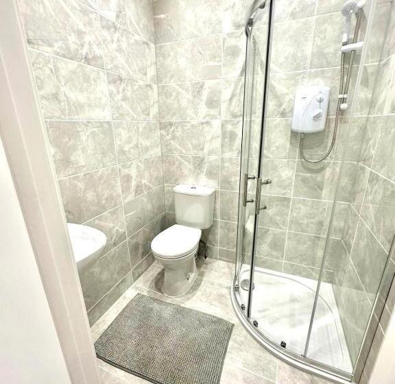 חדר סטנדרט יחיד, Harrow Guest House   Cecil Ha3