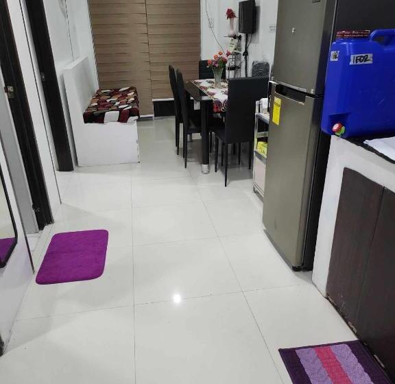اتاق خانوادگی, The Burnham Hill Condo By Jobix