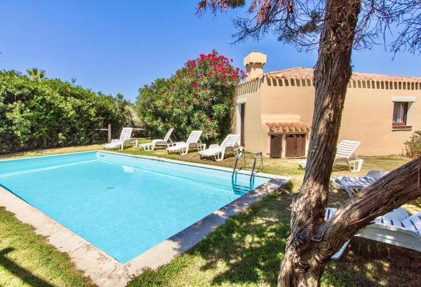 Вилла 2 Спальни, Villas With Air Conditioning And Shared Pool, Just A Few Minutes From La Pelosa Beach