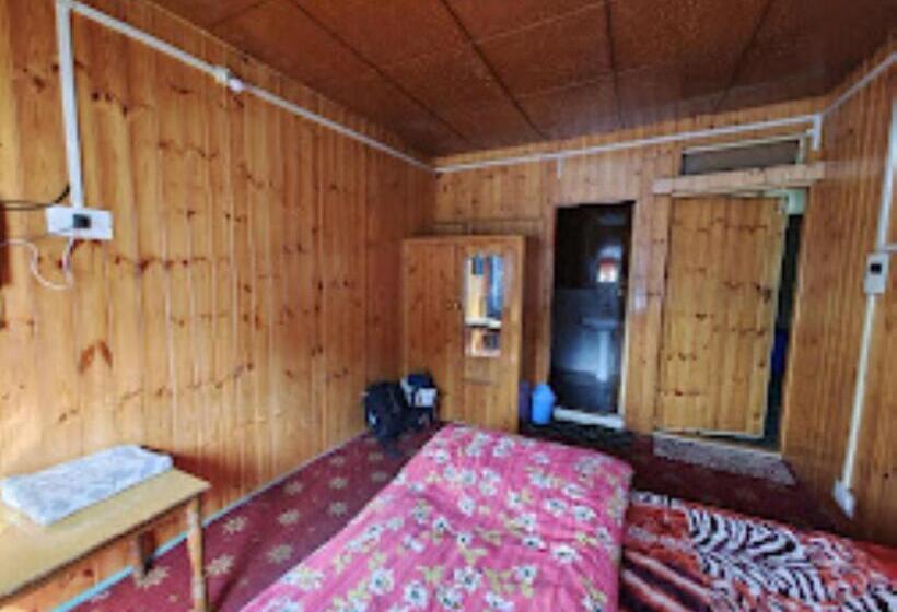 Номер Стандарт, Yemberzal & Restaurant, Jammu And Kashmir