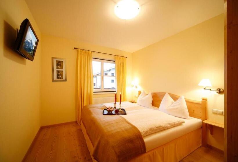 Апартаменты 4 Спальни, Alpen Glück Hotel Villa Lisa Garni