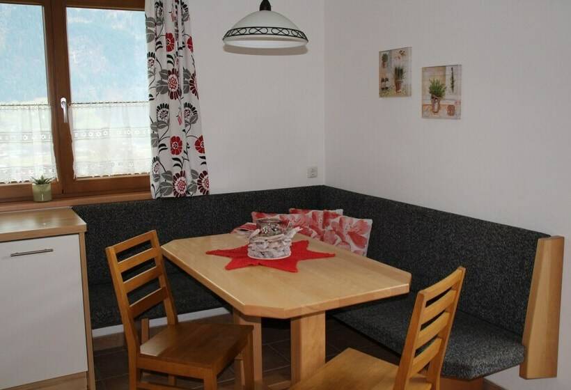 ３ベッドルームアパートメント, Landhaus Zeller