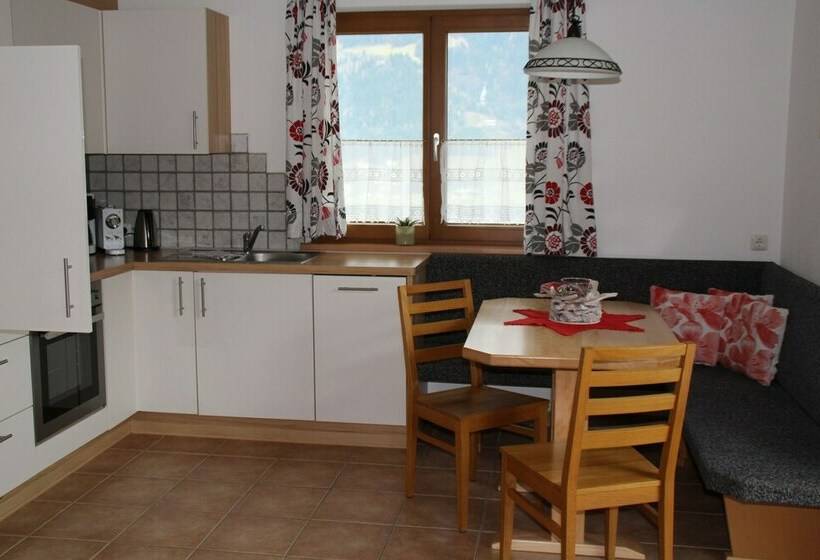 ３ベッドルームアパートメント, Landhaus Zeller