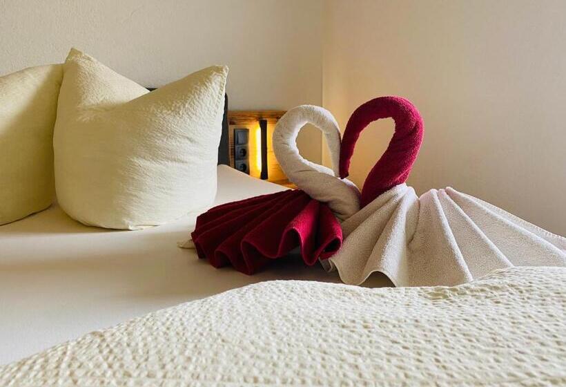 Номер Стандарт с Балконом, Pension Jagerhof   Sommercard Inkl   5 Min Zum Hochzeiger