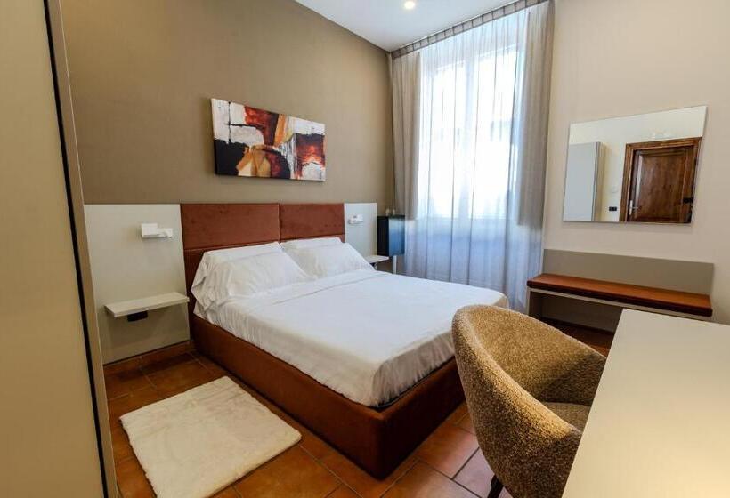 اتاق استاندارد با بالکن, Palazzo Della Città