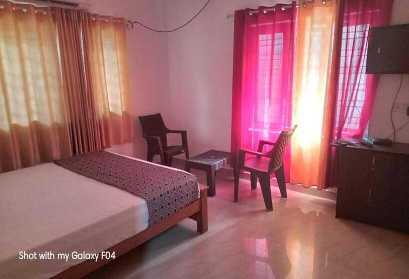 Номер Стандарт, Malanad Guest House