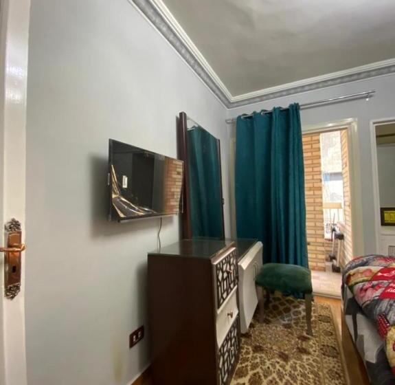 آپارتمان 2 خوابه, Hi Alex Apartments