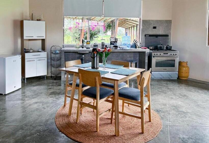 اتاق استاندارد سه نفره, Room In Bungalow   Loft Del Fundo Del Abuelo