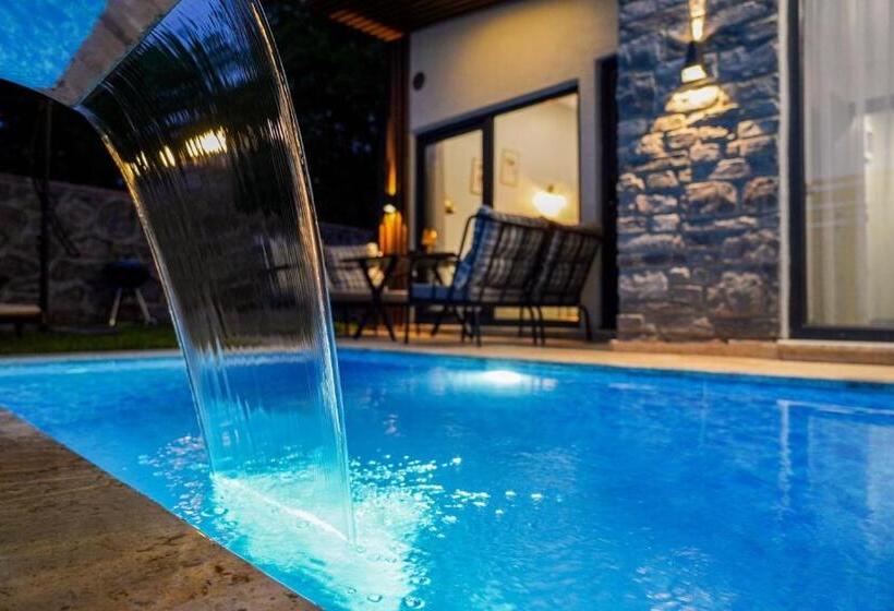 اتاق لوکس چهار تخته, Vital Home Sapanca Isıtmalı Havuzlu Villa&bungalov