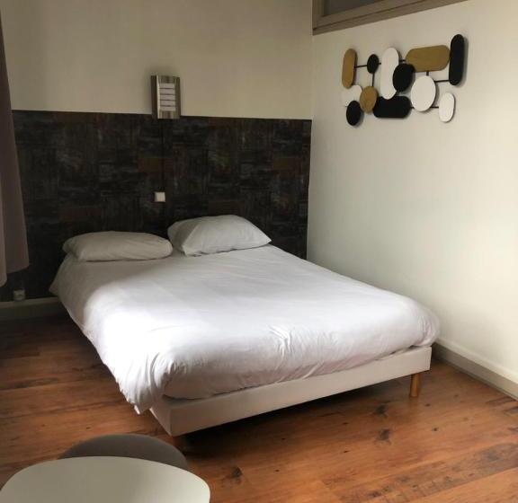 اتاق استاندارد, Hôtel Des 2 Gares
