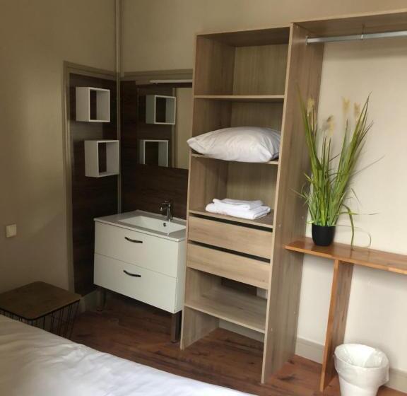 اتاق استاندارد, Hôtel Des 2 Gares