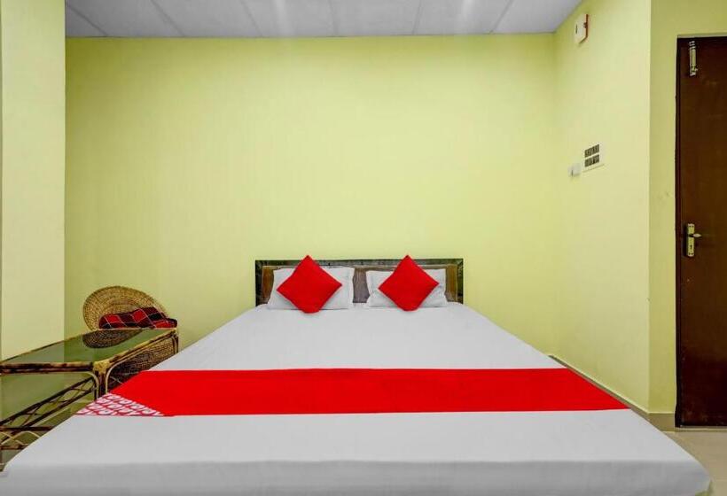 Трехместный Номер Классика, Super Oyo Rainbow Residency