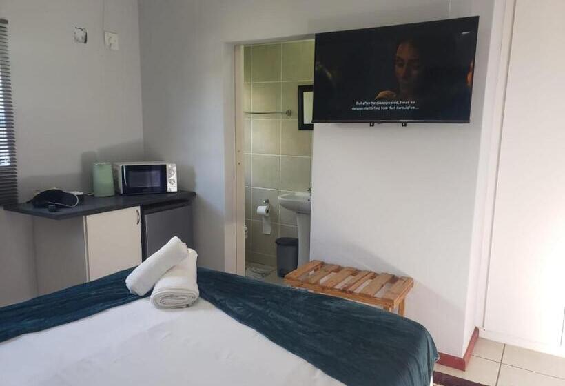 Номер Стандарт Вид на Бассейн, Bnb Panorama