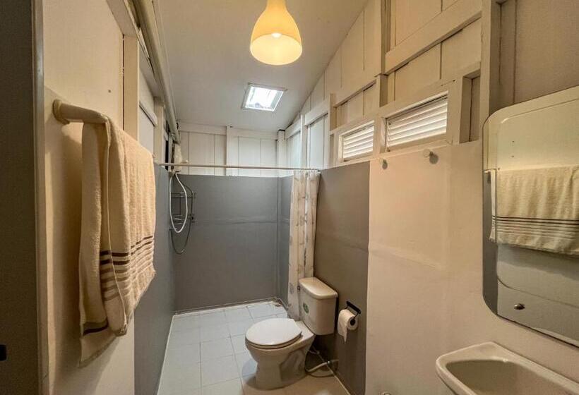 Номер Deluxe, De Bra Hostel