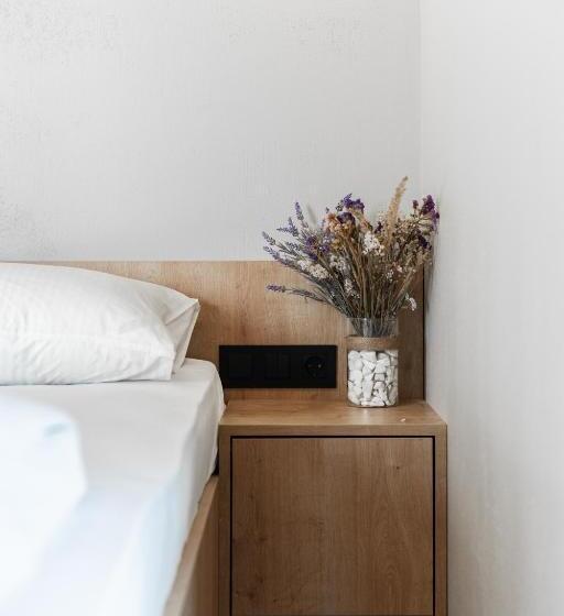 스위트 킹사이즈 침대, Miramar Smart Room