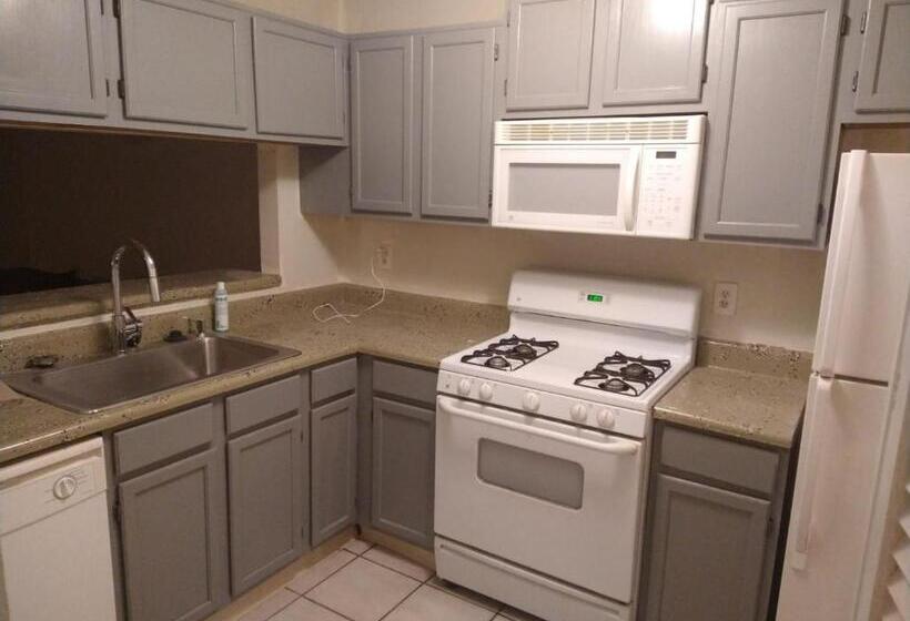 1베드룸 아파트 1층, Spacious Atlanta Area Condo