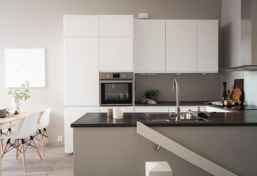 Апартаменты 2 Спальни, Arctic Homes   Unique Town House