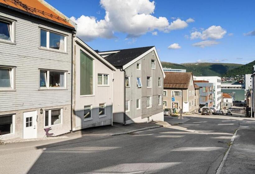 Апартаменты 2 Спальни, Arctic Homes   Unique Town House