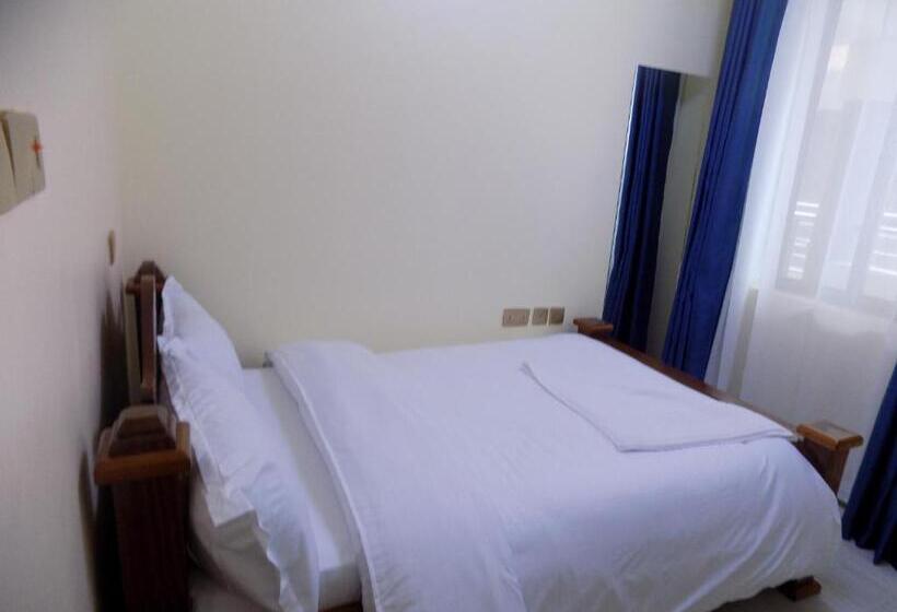 اتاق استاندارد یک نفره, Lanaca Resort