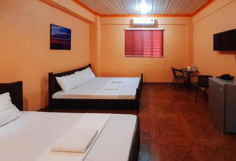 Люкс, Reddoorz @ Johsons Pension House Butuan City