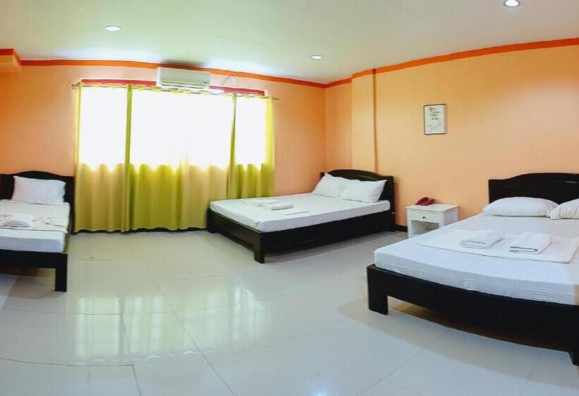 Семейный Номер, Reddoorz @ Johsons Pension House Butuan City