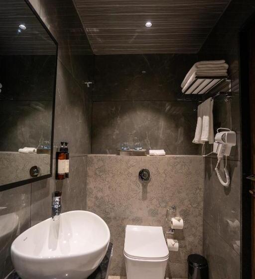 Номер Deluxe, Regenta Place Igatpuri