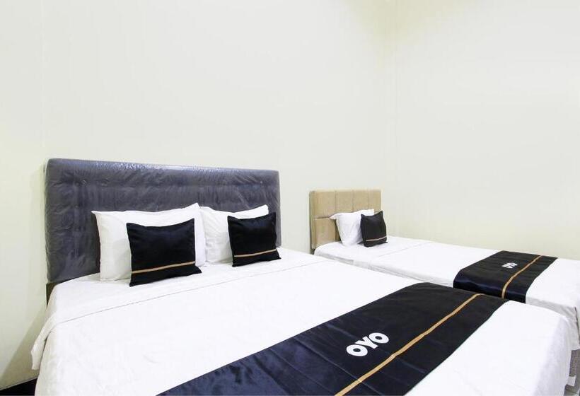 Люкс Повышенной Комфортности, Capital O 93204 Hotel Mulia Dua Syariah
