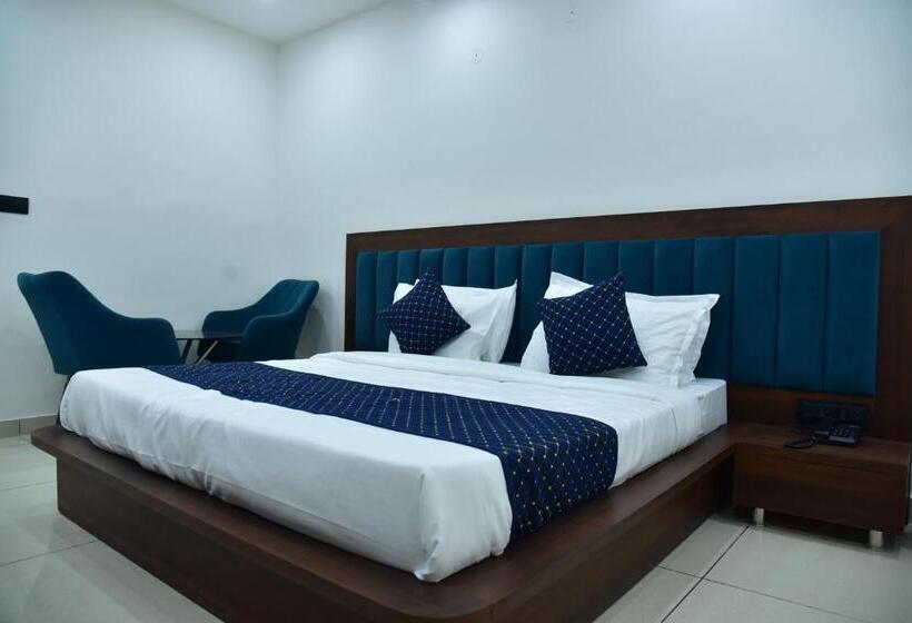 اتاق استاندارد, Lucky Inn