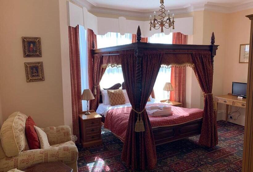 اتاق استاندارد, The Redcliffe