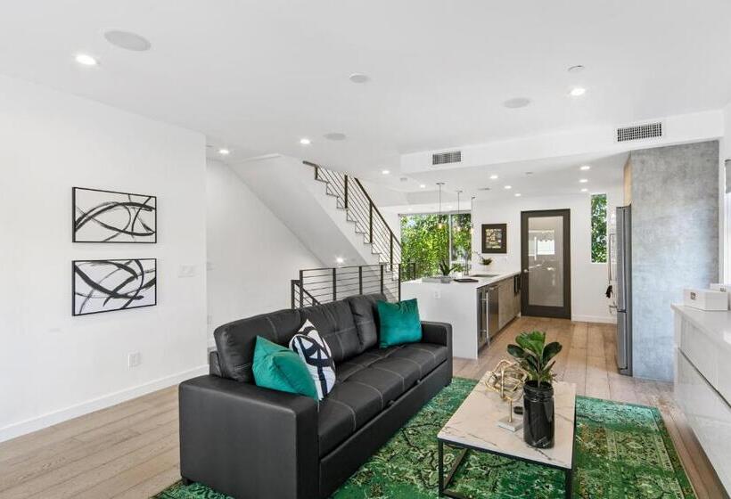 침실 2개 아파트, Modern Luxury 2 Bed 3 Bath Home In West Hollywood