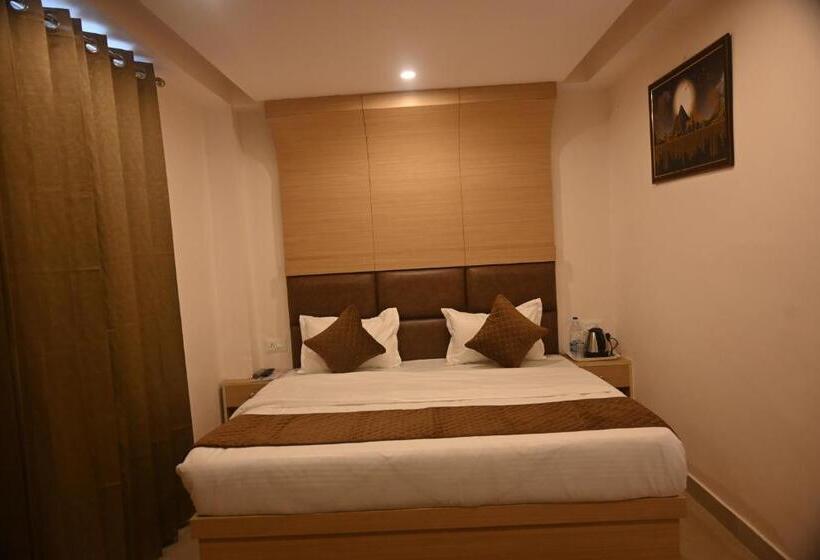 Стандартный Номер Кровать Кинг, Pine Ville Shimla