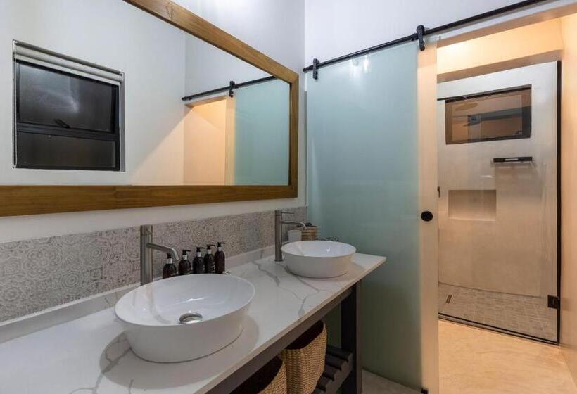 Дом 2 Спальни, Seaforth Country House