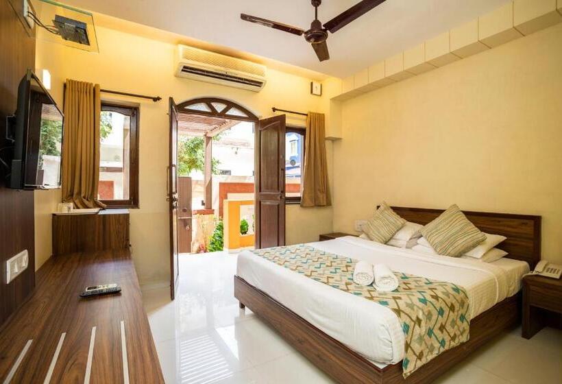 استودیوی استاندارد, Coco Goa By Ronne S