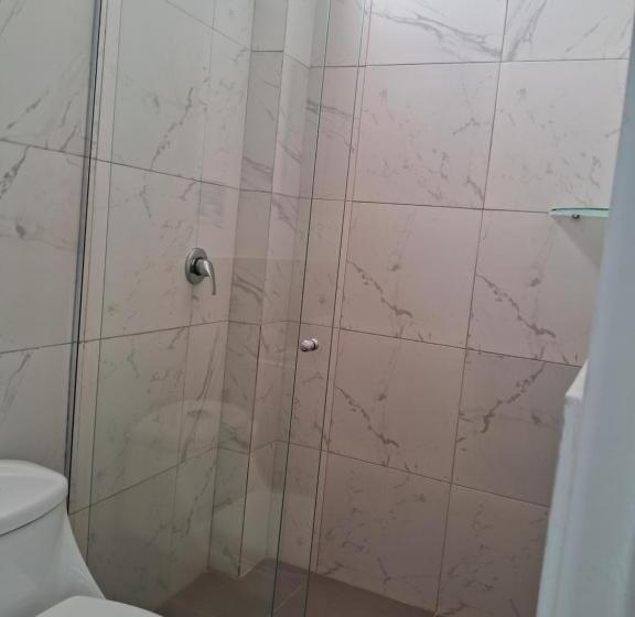 سوئیت با تخت بزرگ, Las Fragatas Casa