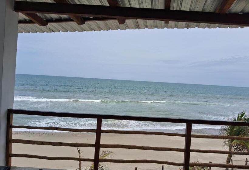 سوئیت با تخت بزرگ, Las Fragatas Casa