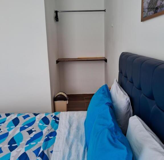 اتاق لوکس با چشم‌انداز دریا, Las Fragatas Casa