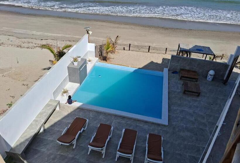 اتاق لوکس, Las Fragatas Casa