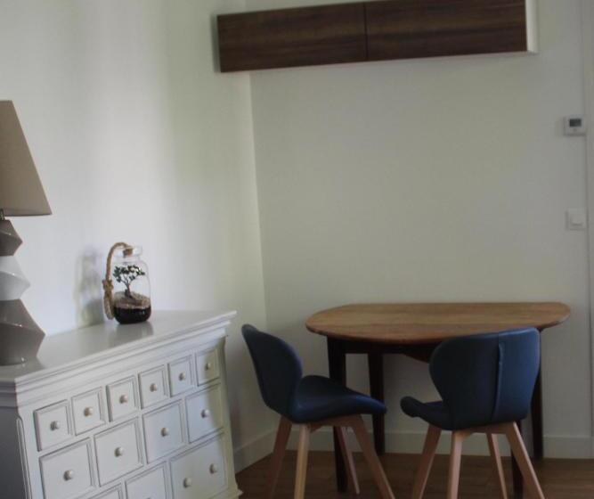 Family Suite, Au Tour Des Bois
