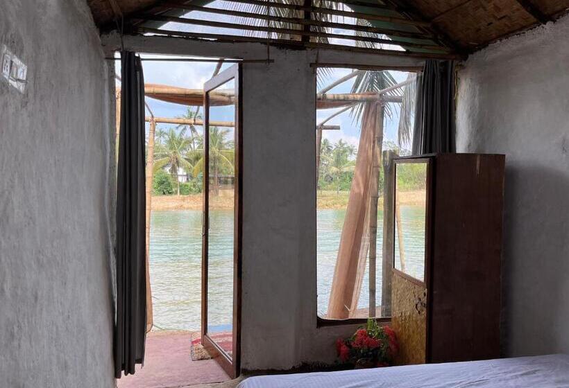 اتاق استاندارد, Wake Park Goa
