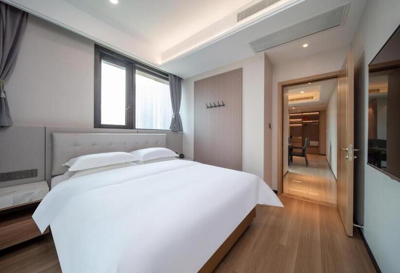 سوییت, Hefei Tom