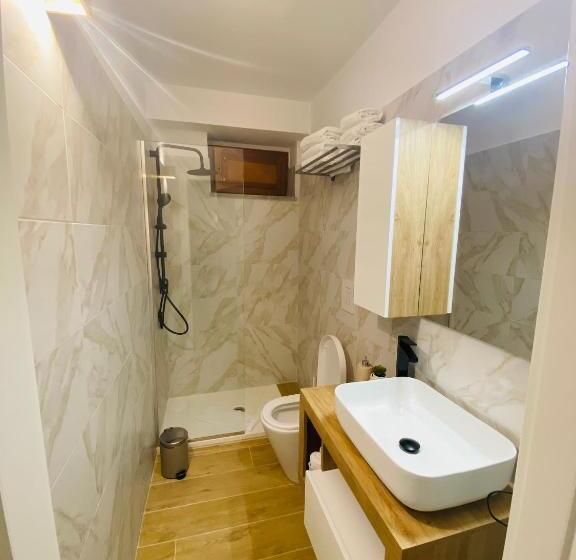 اتاق لوکس چهار تخته, B&b Selâavì Stabia
