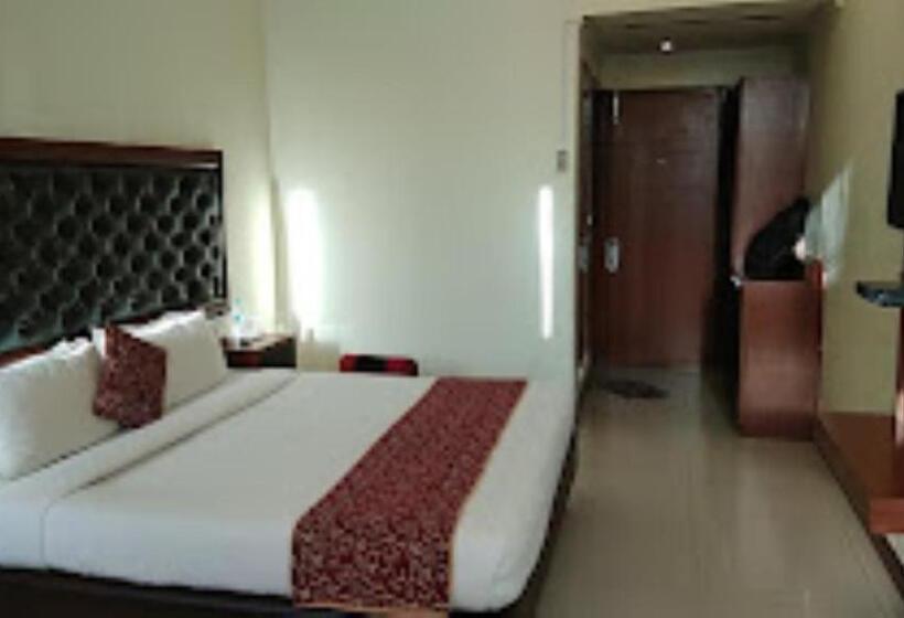 デラックスルーム, Dev International, Chhindwara