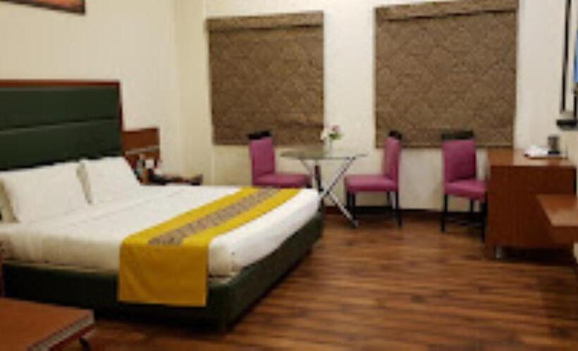 Номер Стандарт, Dev International, Chhindwara