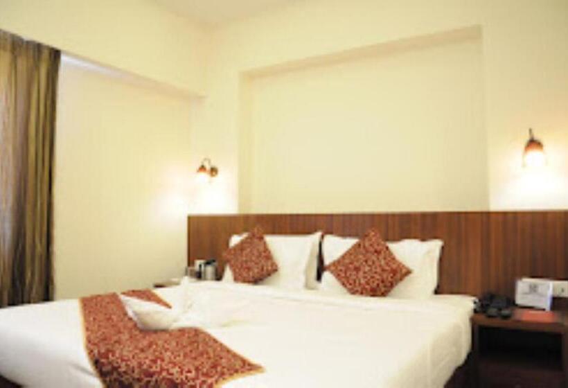デラックスルーム, Dev International, Chhindwara